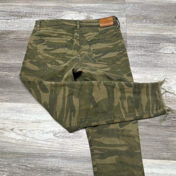 Lucky‎ Brand Bridgette Crop Woodland Camo Womens 8/29 High Rise Raw Hem Jeans - Picture 1 of 12